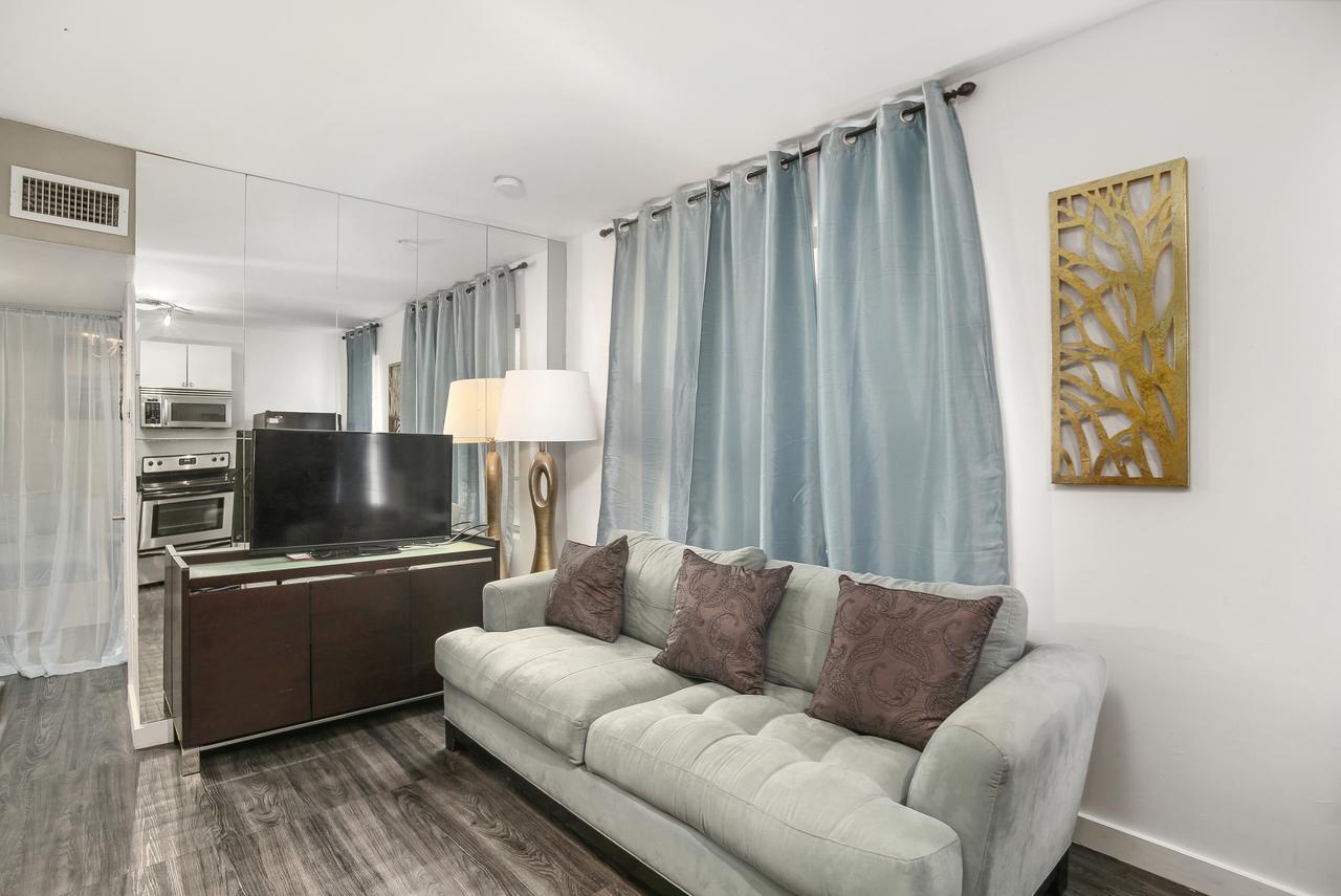 Apartment On The Beach Miami Beach Exterior photo