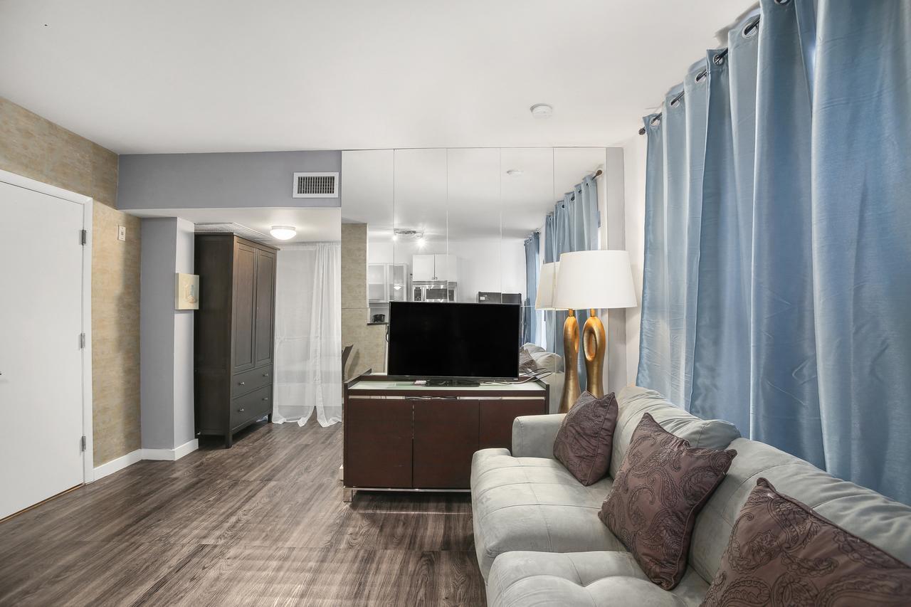 Apartment On The Beach Miami Beach Exterior photo